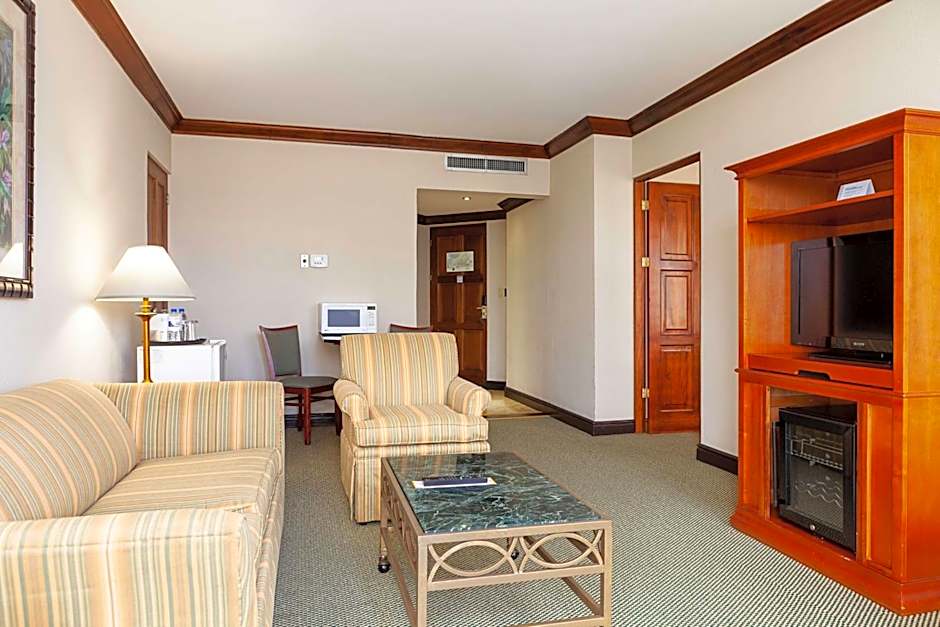 Wyndham San Jose Herradura Hotel & Convention Center