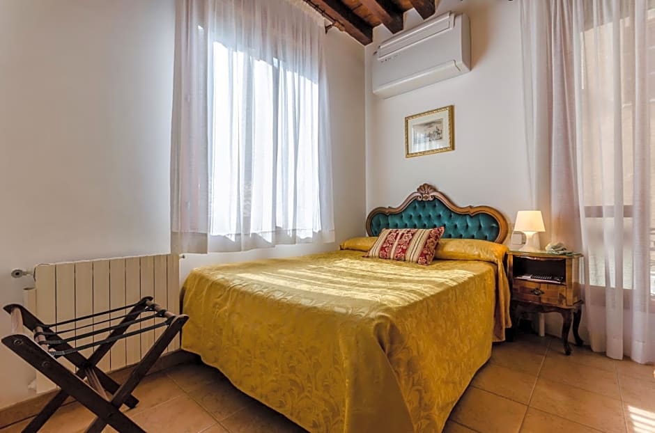 Hotel Ariel Silva