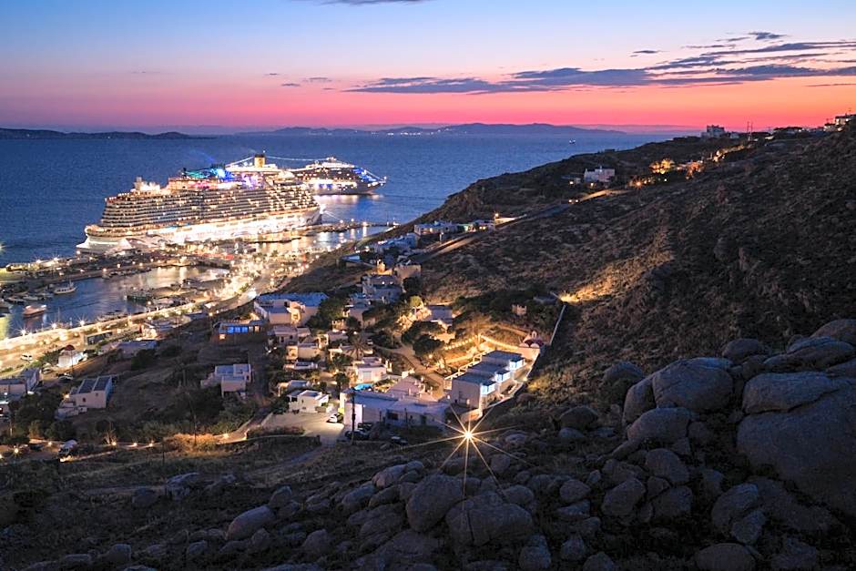 Rhenia Mykonos Hotel & Bungalows
