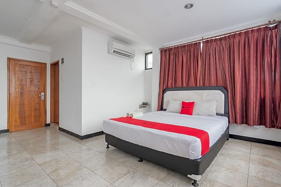 RedDoorz near Sukabumi Station 2