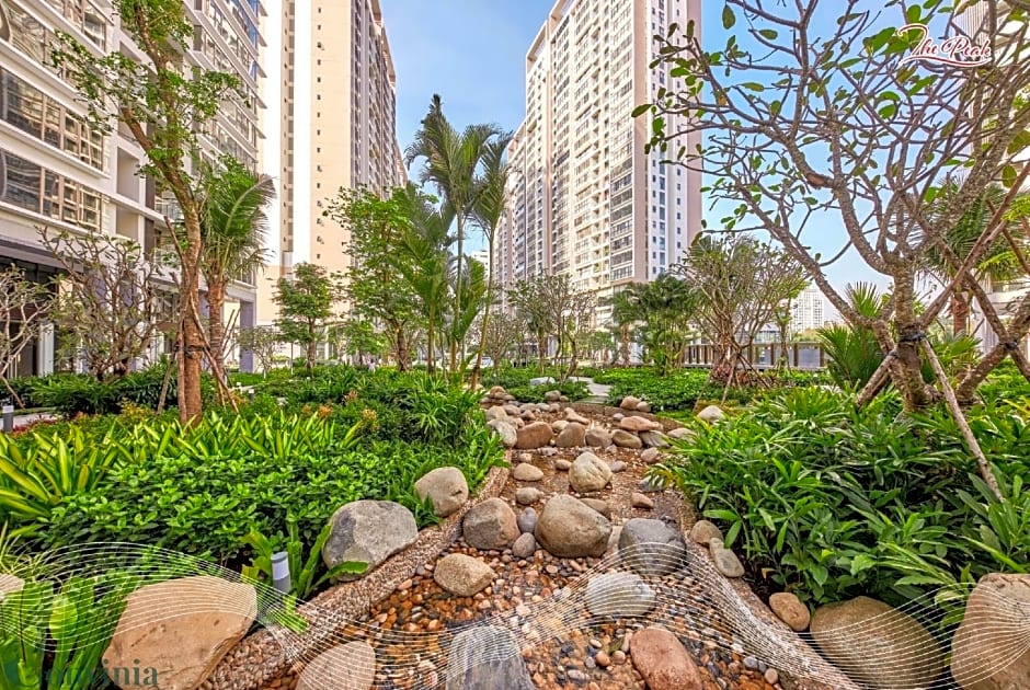 Convinia Luxury The Peak Midtown