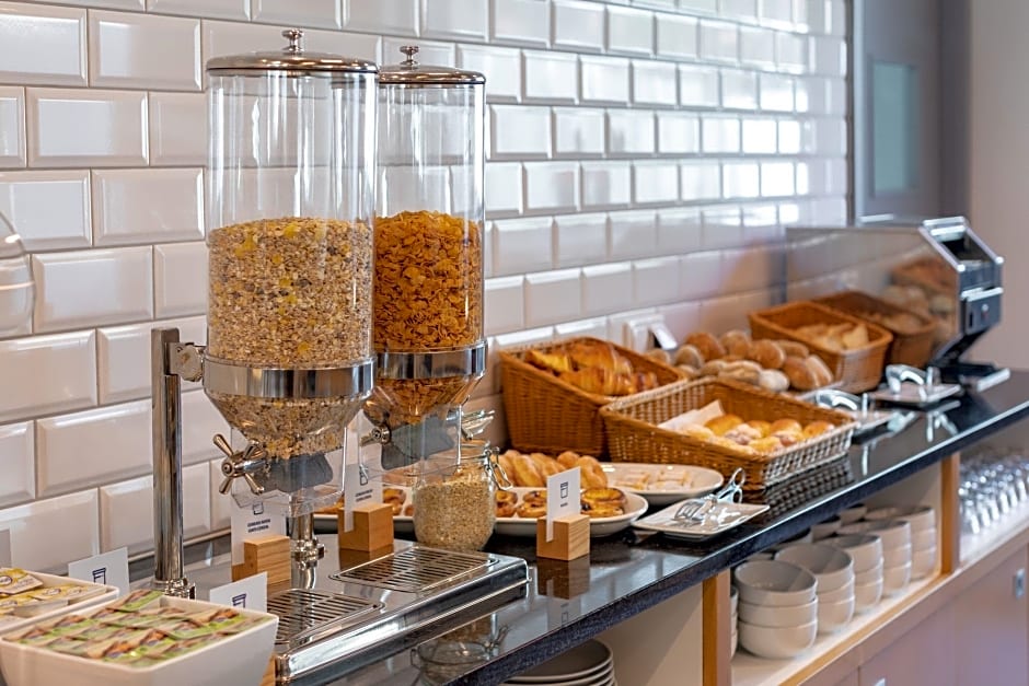 Holiday Inn Express Lisbon - Plaza Saldanha By IHG