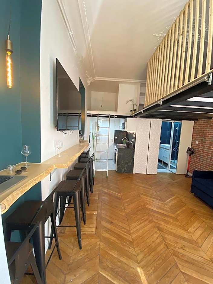 Beautiful mini Loft near Saint-Lazare