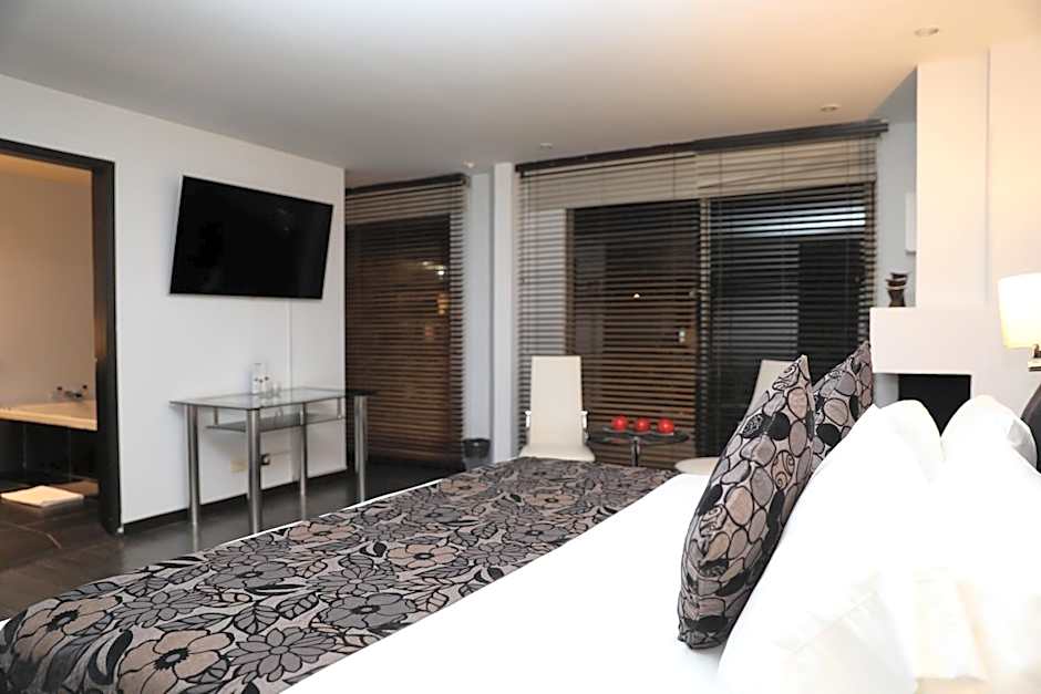 Suites 108