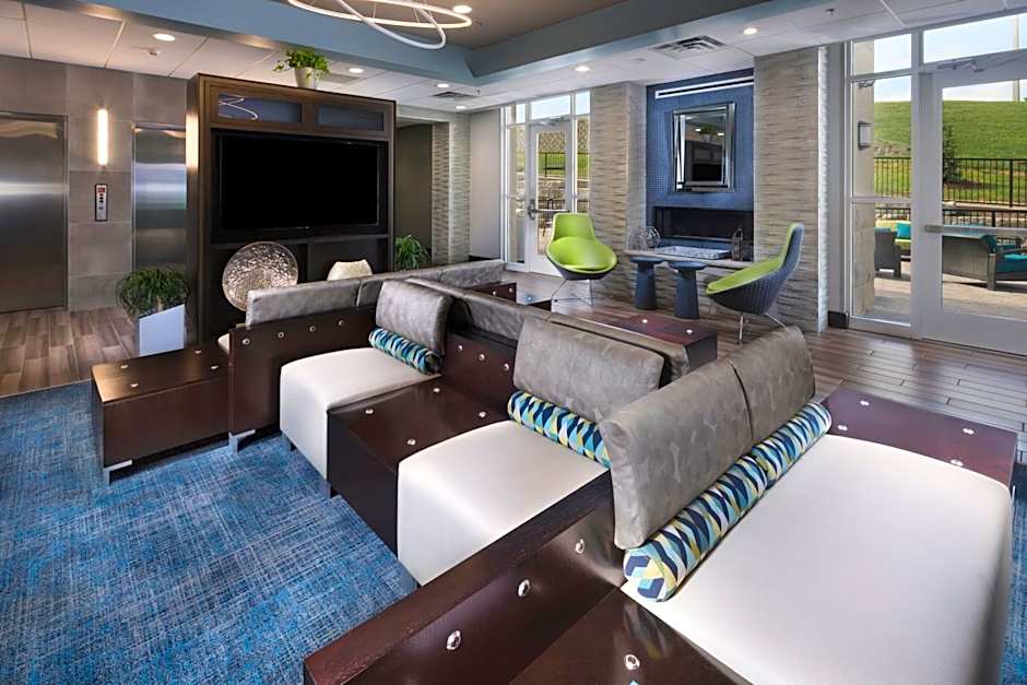 Holiday Inn & Suites Arden-Asheville Airport By IHG