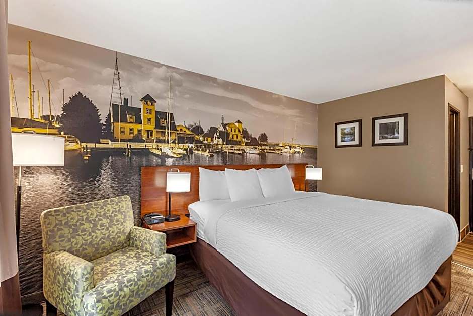 Clarion Pointe Racine - Mount Pleasant