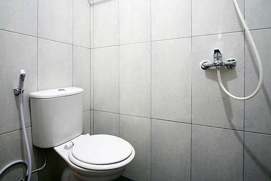 RedDoorz @ RS Adam Malik Medan