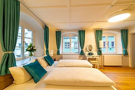 Urban Flair Hotel