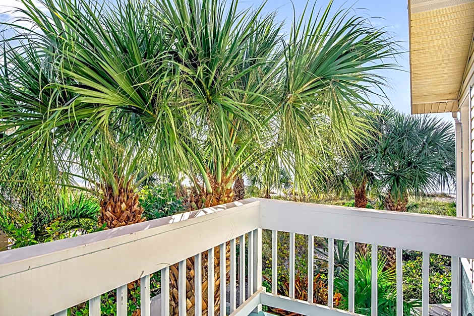Escape Coastal Resort on Casey Key