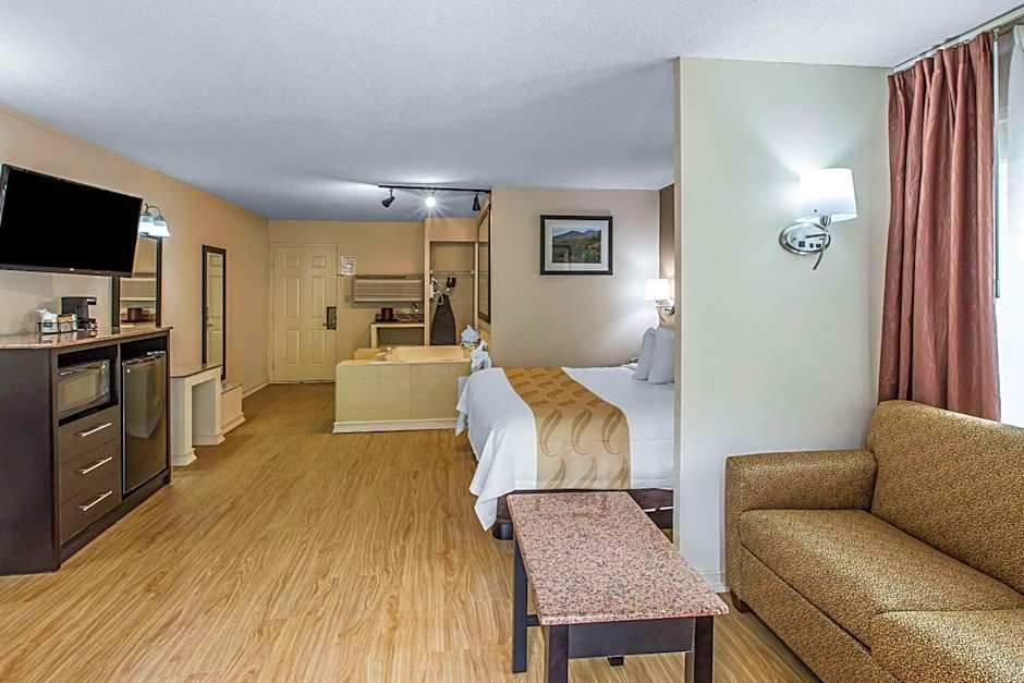 Quality Inn & Suites Gatlinburg North