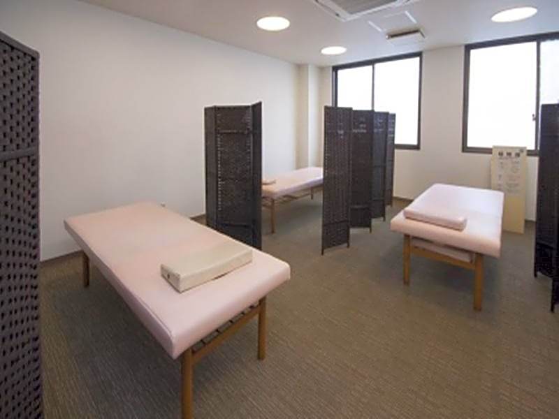 Sauna and Capsule Hotel Hollywood