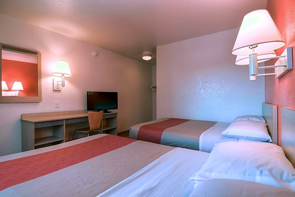 Motel 6-Westminster, CA - South - Long Beach Area