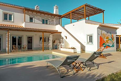 Birds of Paradise - Boutique Surf Lodge