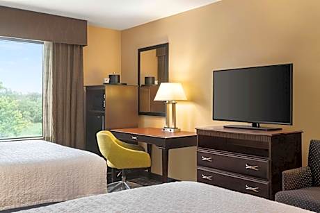 Room with Two Queen Beds - Non-Smoking