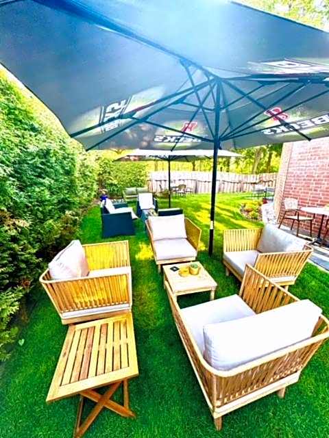 DUA Hotel