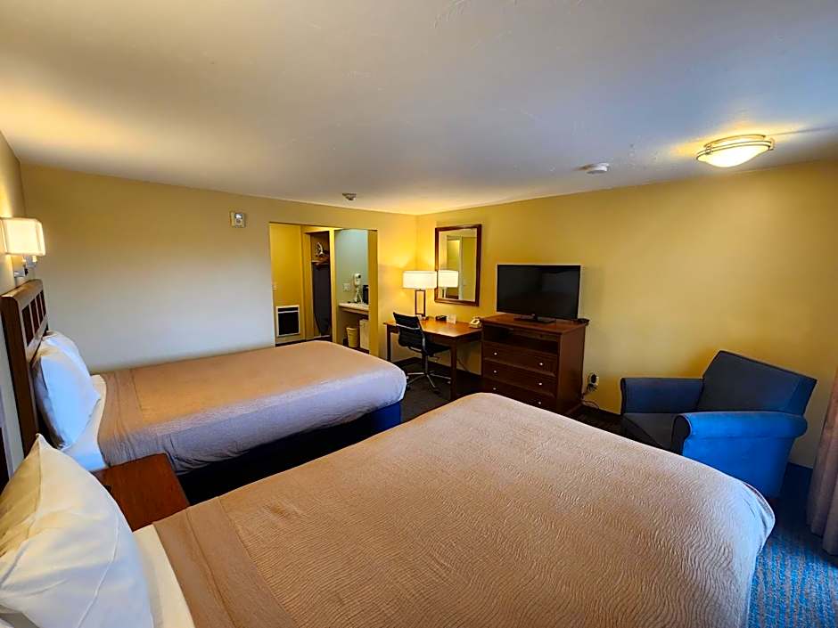 Hyannis Travel Inn