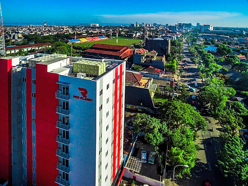 Monoloog Hotel Makasar