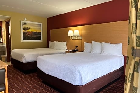 Queen Room with Two Queen Beds - Non-Smoking