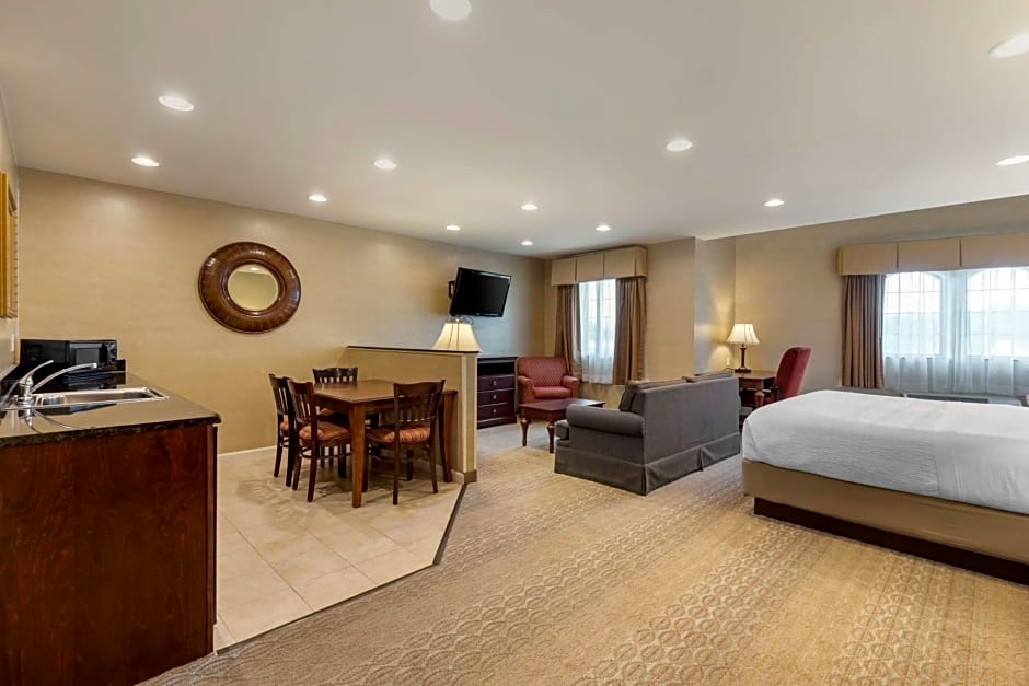 Best Western PLUS Vineyard Inn and Suites