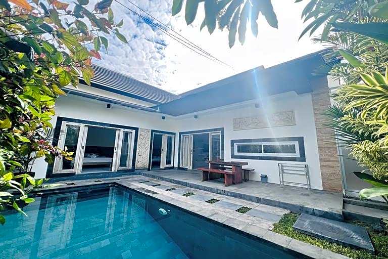 Enno Villa Sanur
