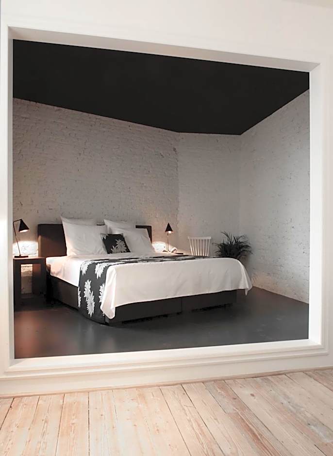 Maison Nationale City Flats & Suites