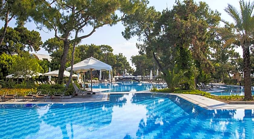 Rixos Sungate Hotel