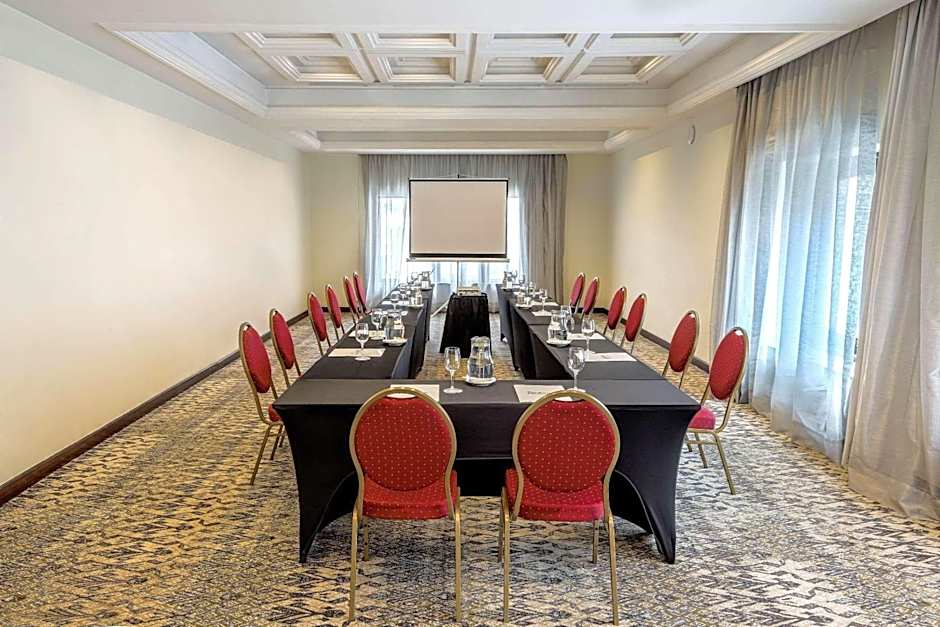 Radisson Montevideo Victoria Plaza Hotel