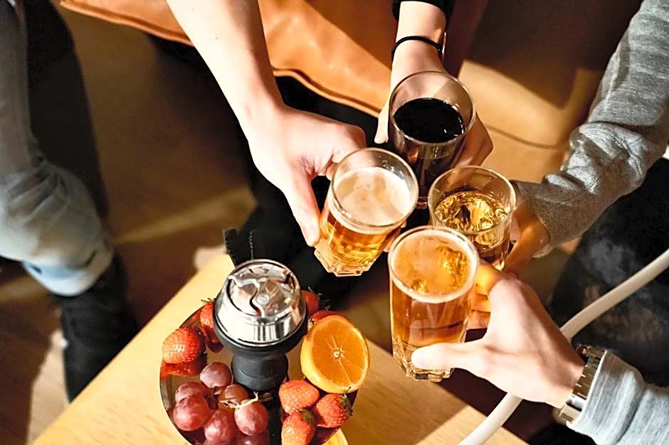 Dot Hostel&Bar