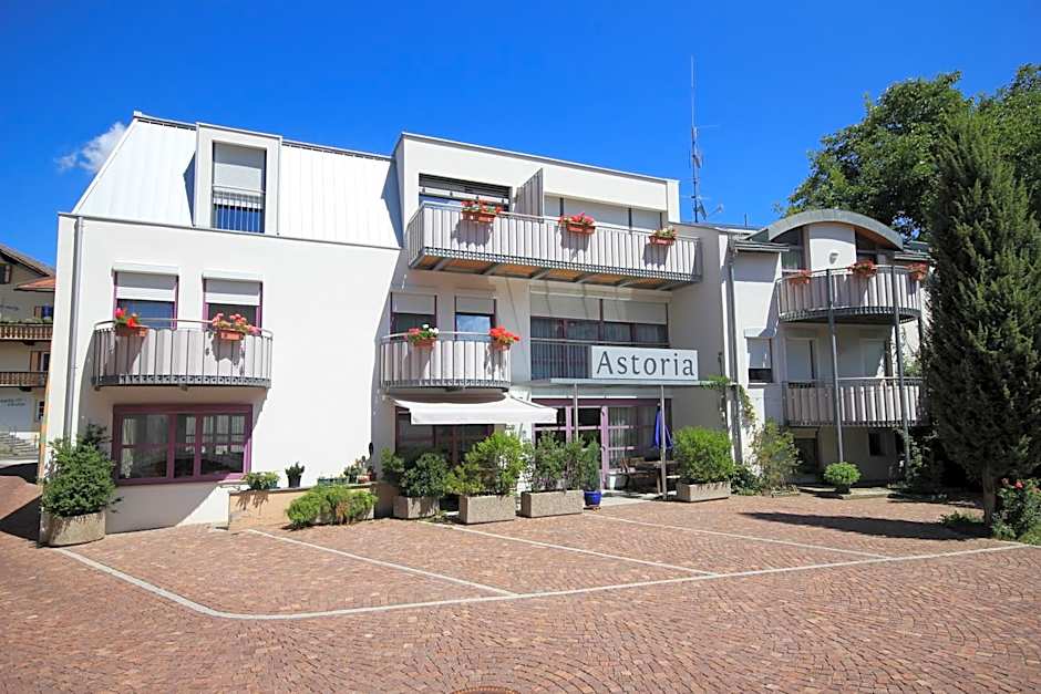 Pension & Residence Astoria