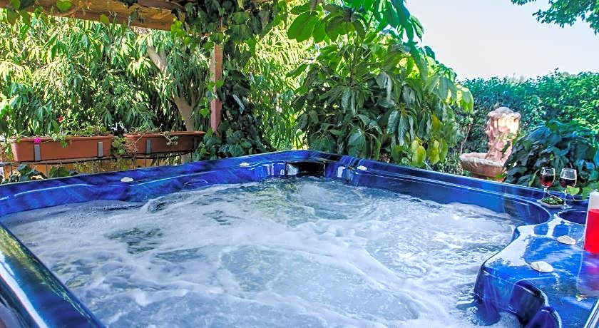 Avigail Guest House