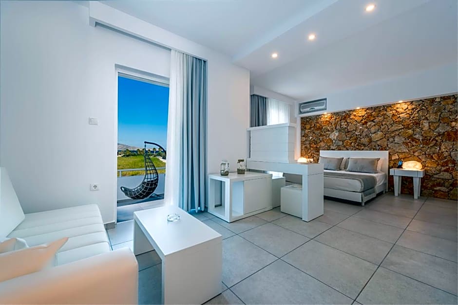 Gaia in Style - Adults Only