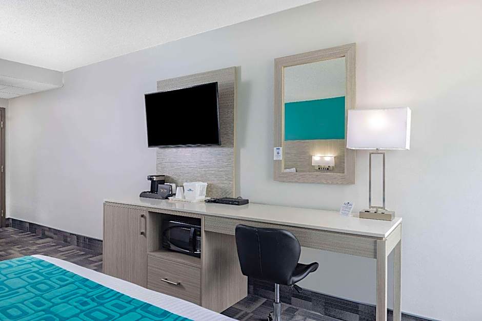 Travelodge by Wyndham Miramichi New Brunswick