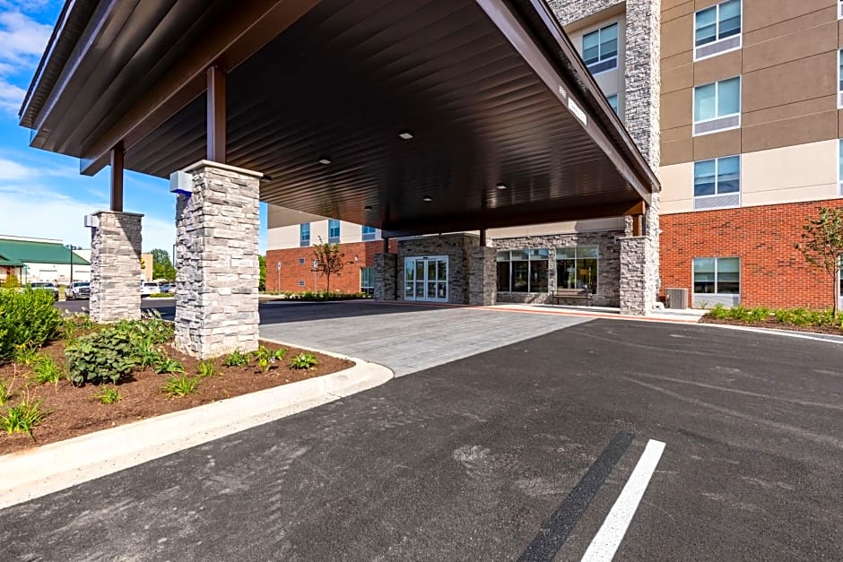 Holiday Inn Express & Suites Hoffman Estates