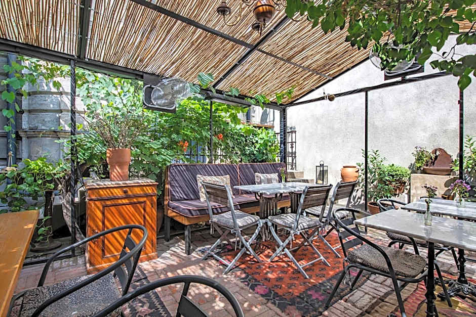 Communal Hotel Plekhanovi