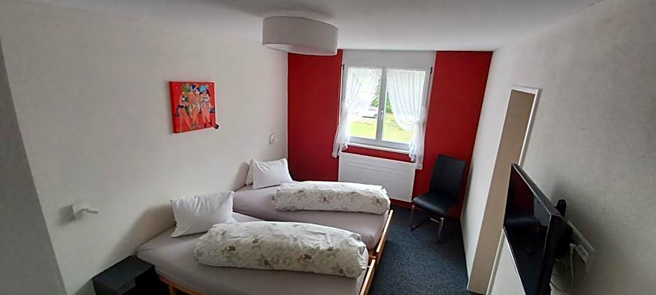 Hotel / Restaurant Post