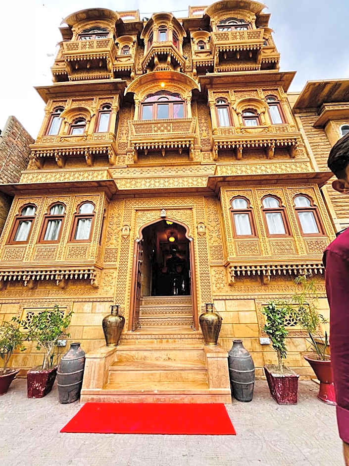 Golden Marigold Hotel