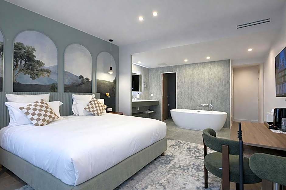 Bobo's hotel