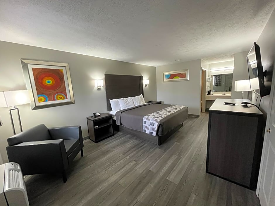Embassy Inn - Hohenwald