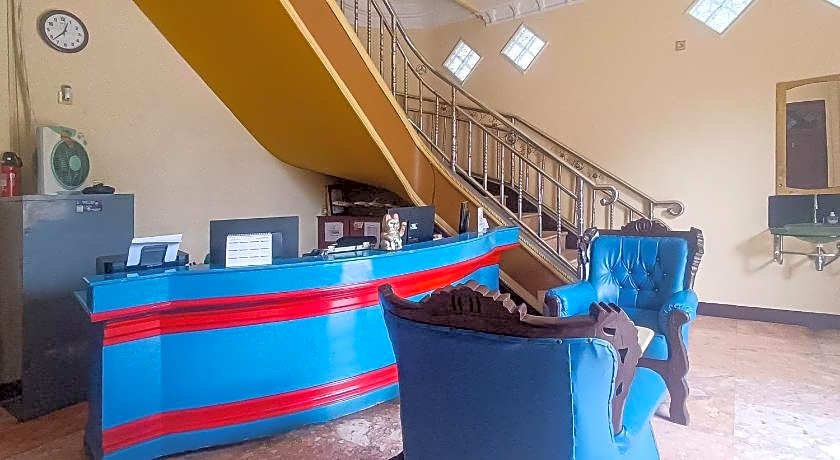 OYO 2848 Senaz Guesthouse