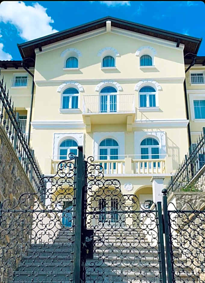 Hotel Domino