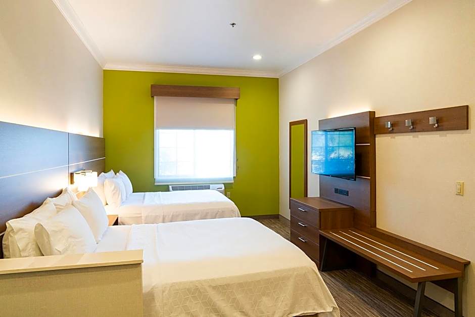 Holiday Inn Express & Suites Davis - University Area By IHG