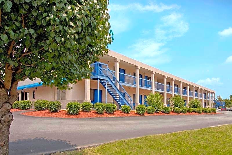 Americas Best Value Inn Fort Jackson