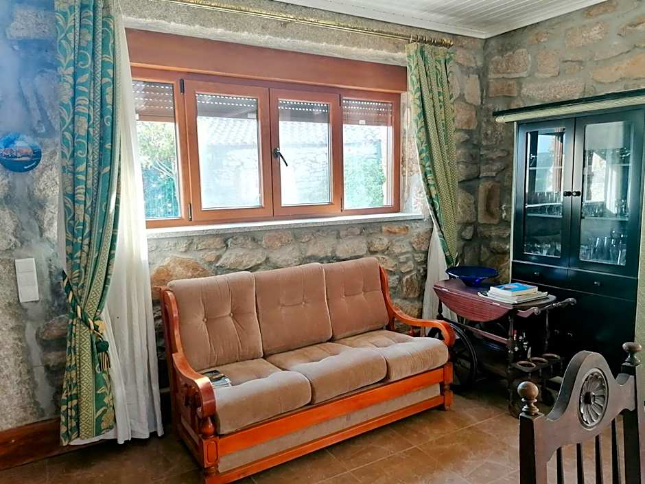 ROSAS DA GRANJA - CASA DE CAMPO