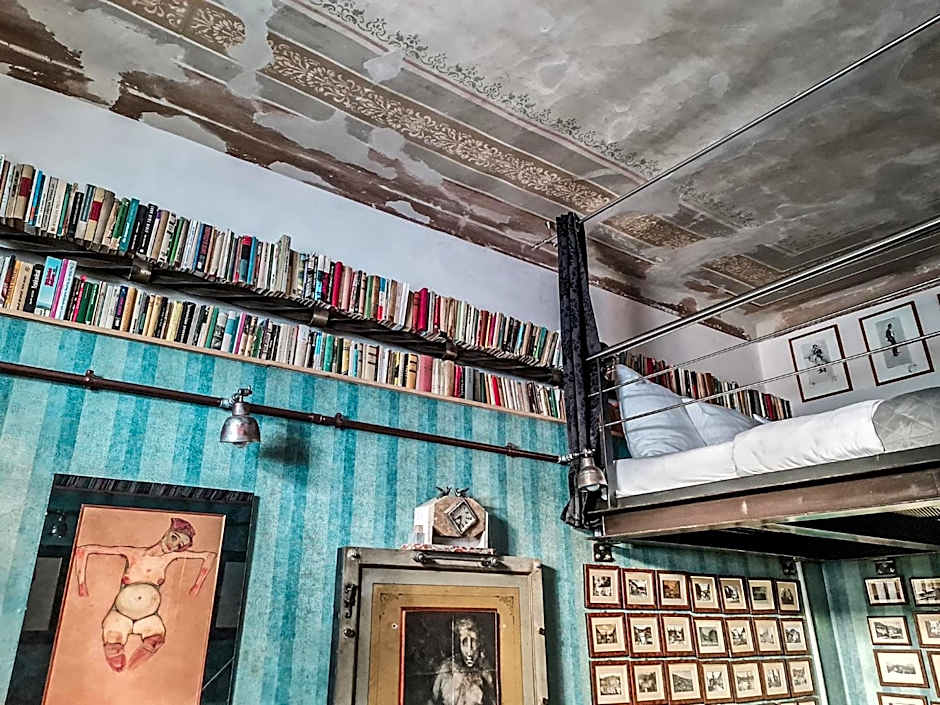 Divná pani Luxury Gallery Rooms