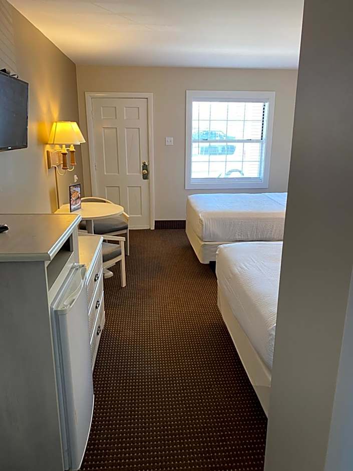 The Admiral Hotel/Motel
