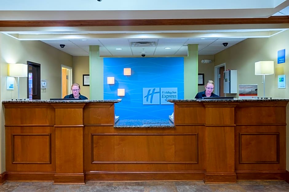 Holiday Inn Express Charles Town By IHG