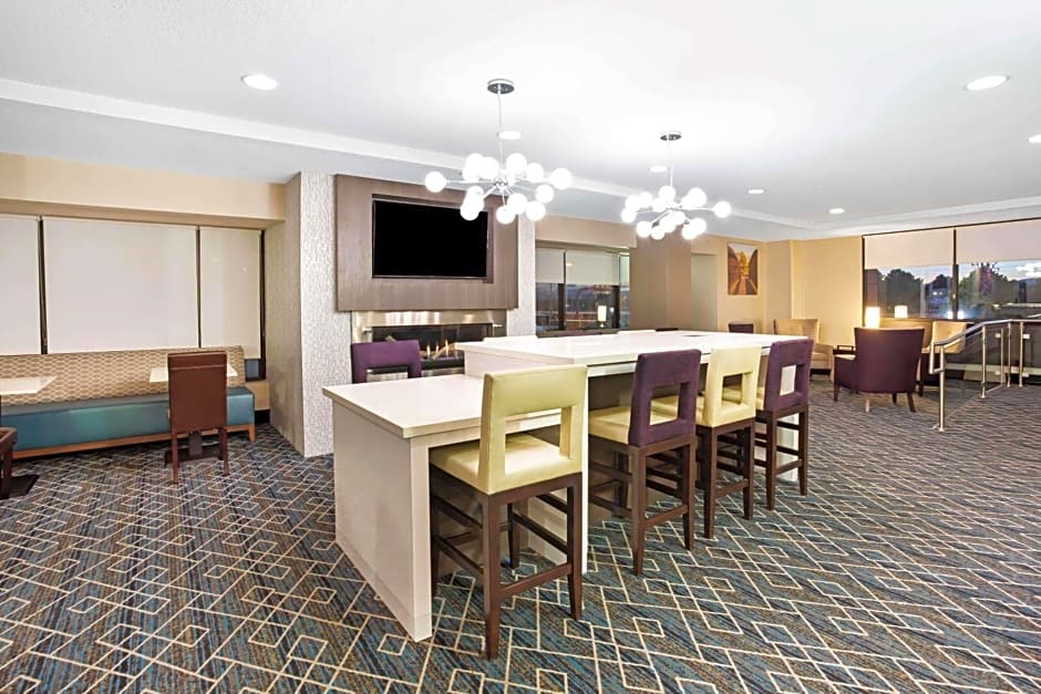 La Quinta Inn & Suites by Wyndham Denver - Aurora Medical Ctr.