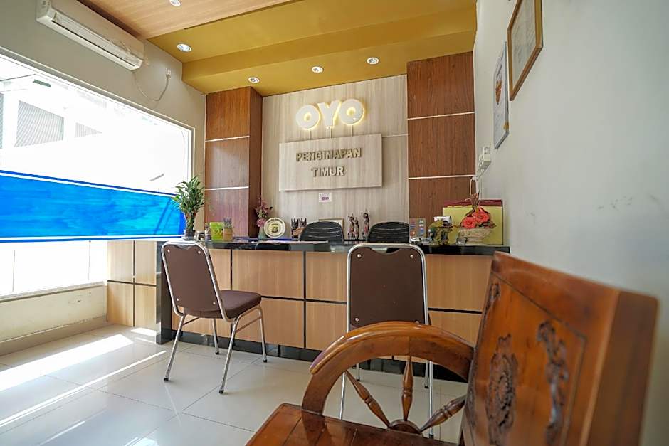 RedDoorz Plus near Palembang Airport 3