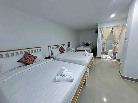 Room with 3 Single Beds