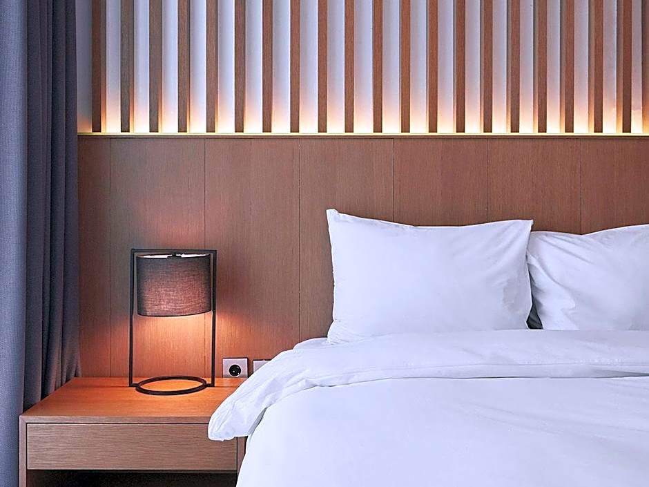 AM Hotel
